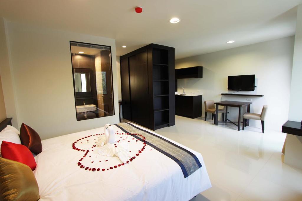 Leisure Place Phuket 查龙 客房 照片