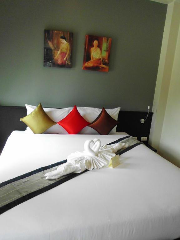 Leisure Place Phuket 查龙 客房 照片