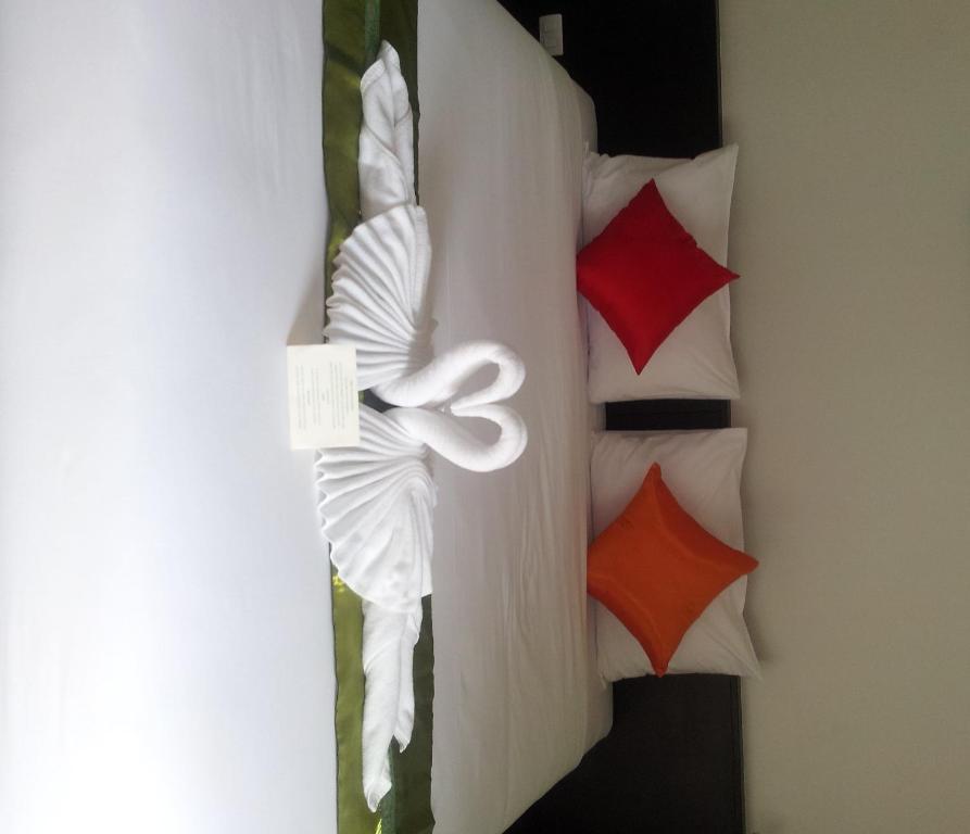 Leisure Place Phuket 查龙 客房 照片