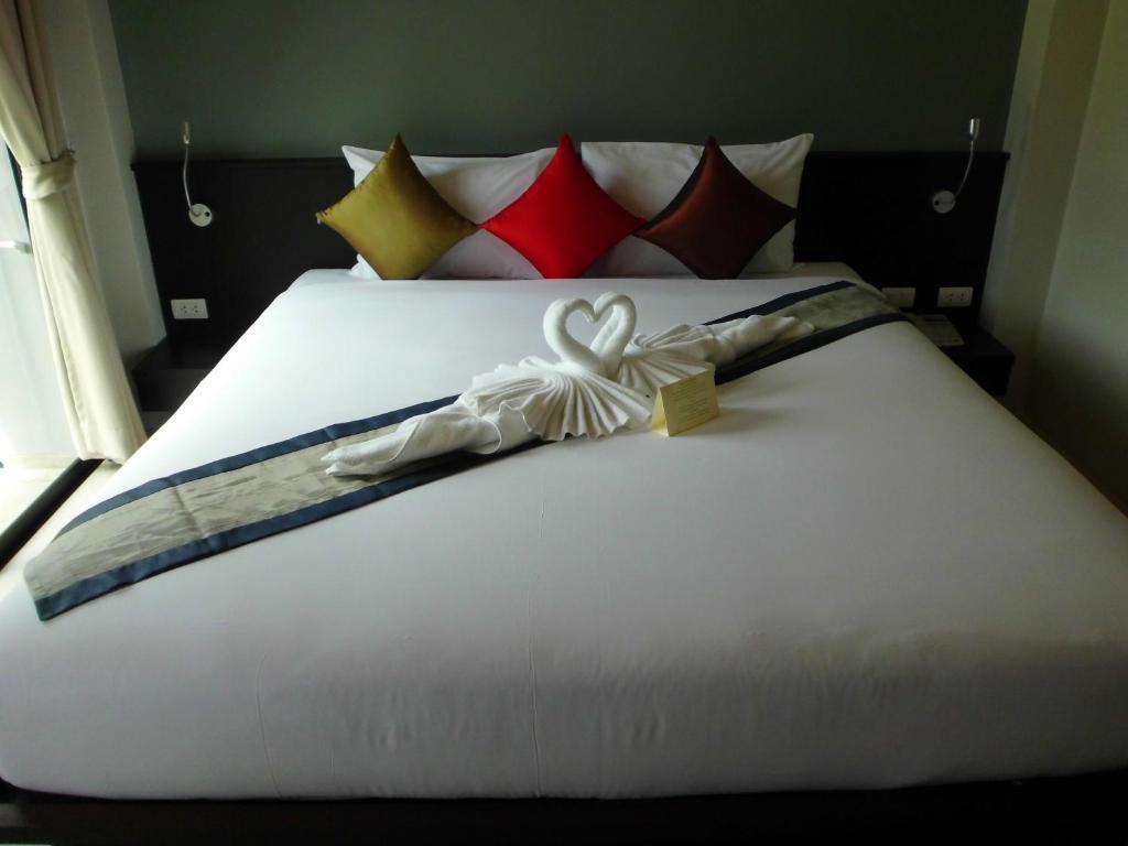Leisure Place Phuket 查龙 外观 照片